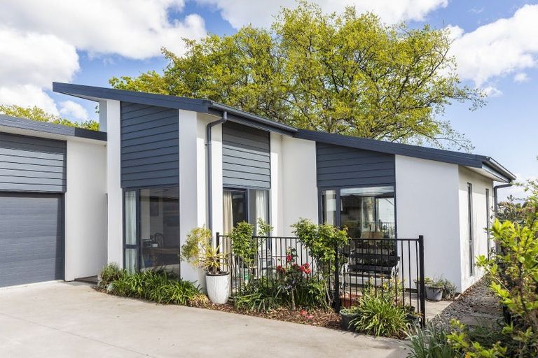 Photo of property in 13 Crossley Avenue, Woodend, 7610