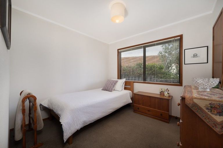 Photo of property in 2/47 Aberfeldy Avenue, Highland Park, Auckland, 2010