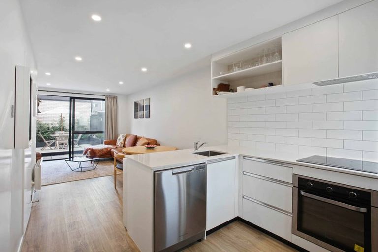 Photo of property in 28 Ivy Nola Way, Henderson, Auckland, 0612