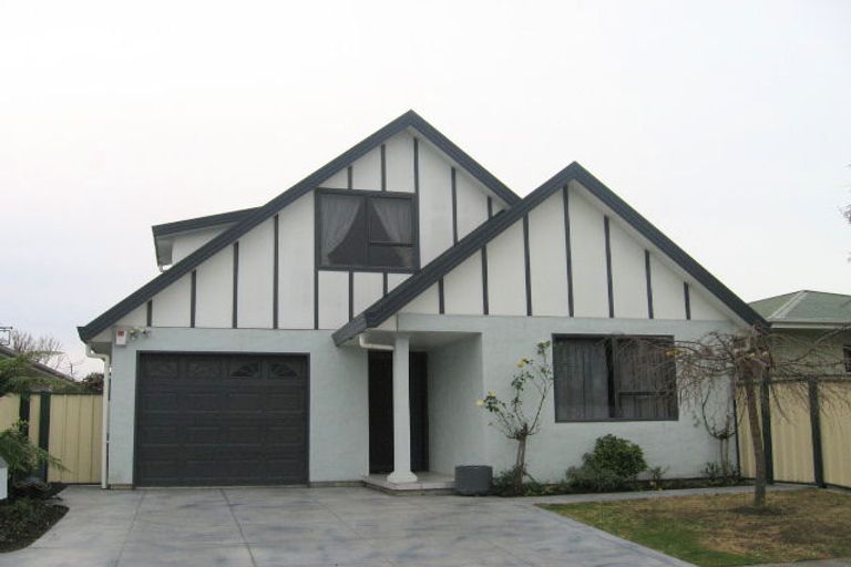 Photo of property in 1a Balmoral Street, Taradale, Napier, 4112