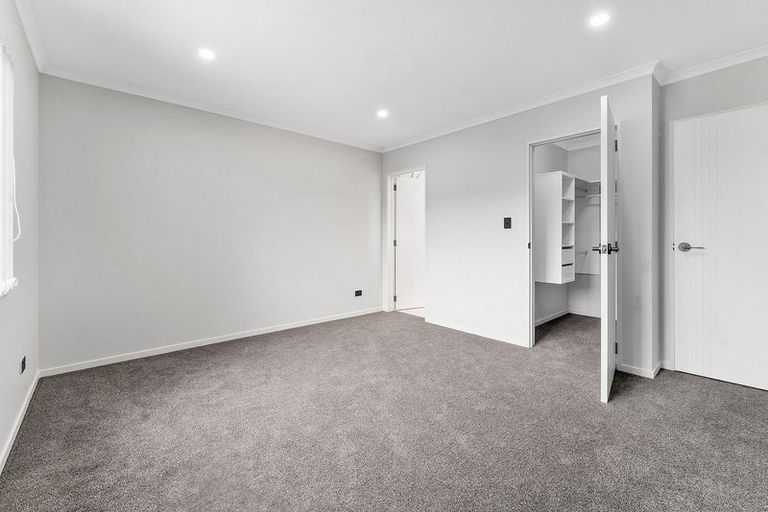 Photo of property in 147d Bucklands Beach Road, Bucklands Beach, Auckland, 2012