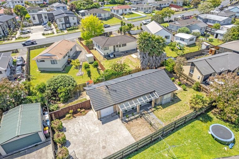 Photo of property in 20 Horlicks Place, Randwick Park, Auckland, 2105