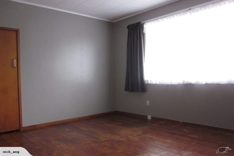 Photo of property in 5 Nan Place, Pakuranga Heights, Auckland, 2010