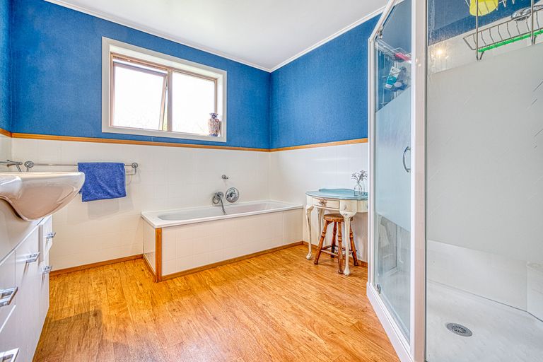 Photo of property in 18 Kia Kaha Drive, Snells Beach, 0920