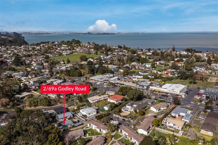 Photo of property in 69a/2 Godley Road, Green Bay, Auckland, 0604