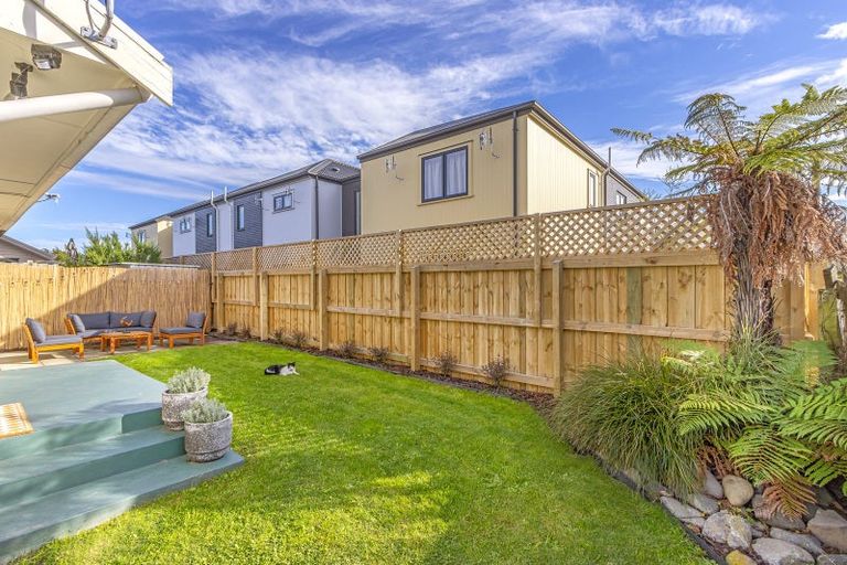 Photo of property in 2/1a Cameron Street, Sydenham, Christchurch, 8023
