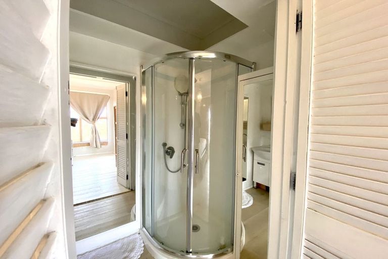 Photo of property in 147 Forest Hill Road, Henderson, Auckland, 0612