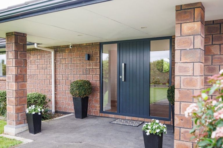 Photo of property in 4 Wake Place, Aokautere, Palmerston North, 4471