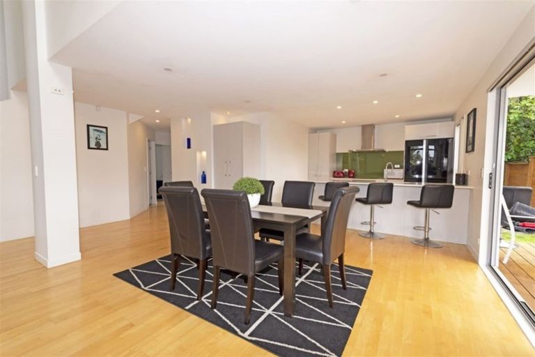 Photo of property in 108b Mcleod Road, Te Atatu South, Auckland, 0610