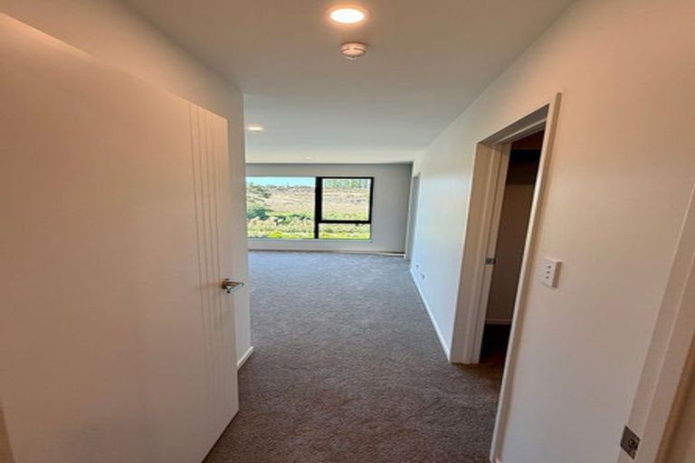 Photo of property in 9/299 Te Taruna Drive, Wainui, 0932