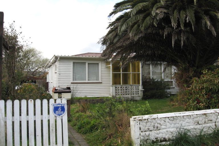 Photo of property in 92 Fraser Street, Wainuiomata, Lower Hutt, 5014