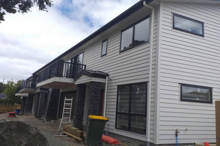 Photo of property in 2 Emerald Avenue, Rosehill, 2113