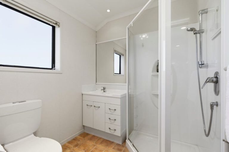 Photo of property in 90 Dickson Road, Papamoa Beach, Papamoa, 3118