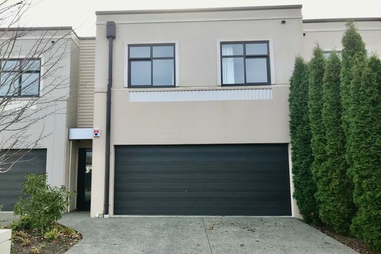 Photo of property in 16 Country Club Terrace, Northwood, Christchurch, 8051