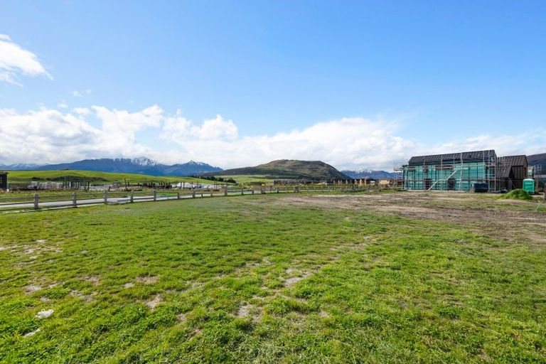 Photo of property in 32 Taurus Lane, Jacks Point, 9371