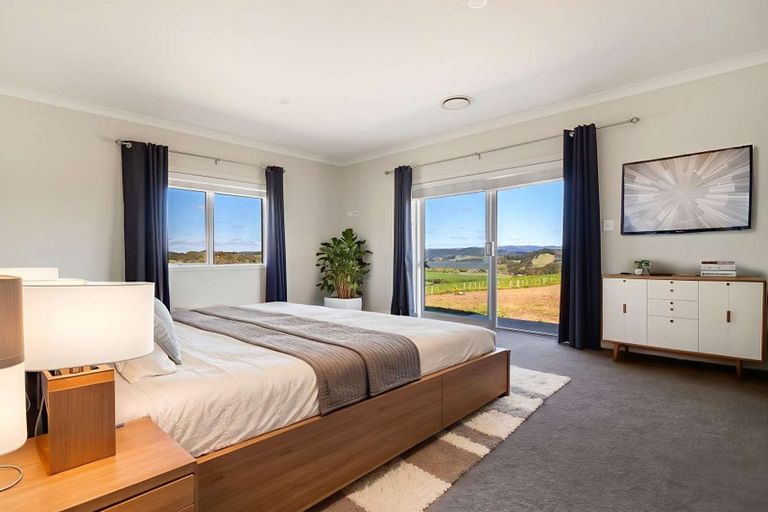 Photo of property in 30 Mahurangi East Road, Snells Beach, 0982