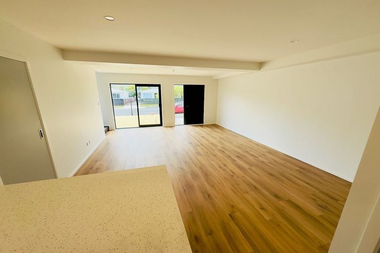 Photo of property in 147 Wellington Road, Wainuiomata, Lower Hutt, 5014