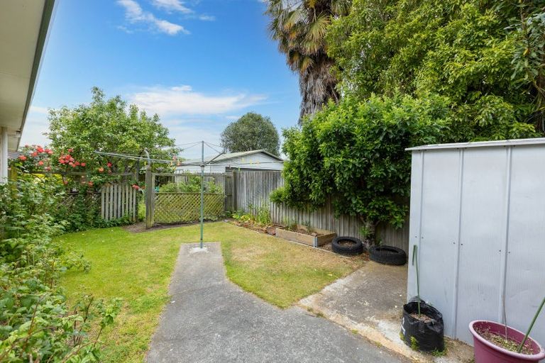 Photo of property in 21 Sefton Street, Belfast, Christchurch, 8051