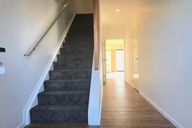 Photo of property in 59 Hayfield Way, Karaka, Papakura, 2113