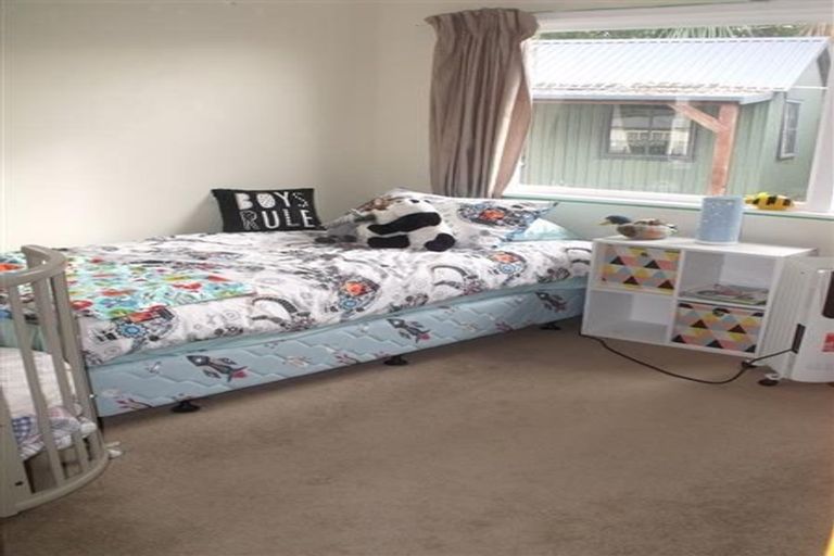 Photo of property in 25 Gebbie Road, Taradale, Napier, 4112