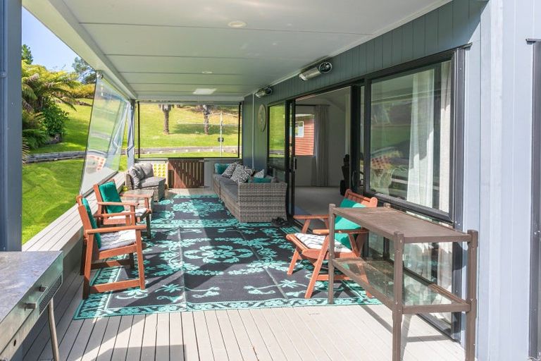 Photo of property in 5 Rewa Rewa Valley, Tairua, 3508
