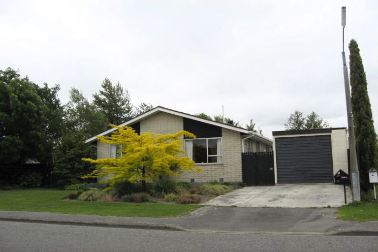 Photo of property in 79 Newnham Street, Rangiora, 7400
