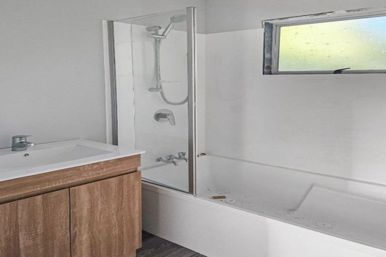 Photo of property in 2/50a Hain Avenue, Mangere East, Auckland, 2024