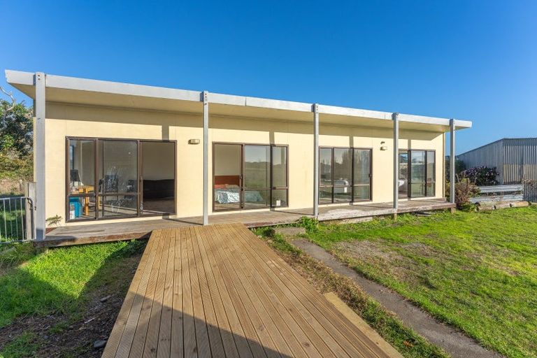 Photo of property in 32 Temuera Street, Otaki, 5512