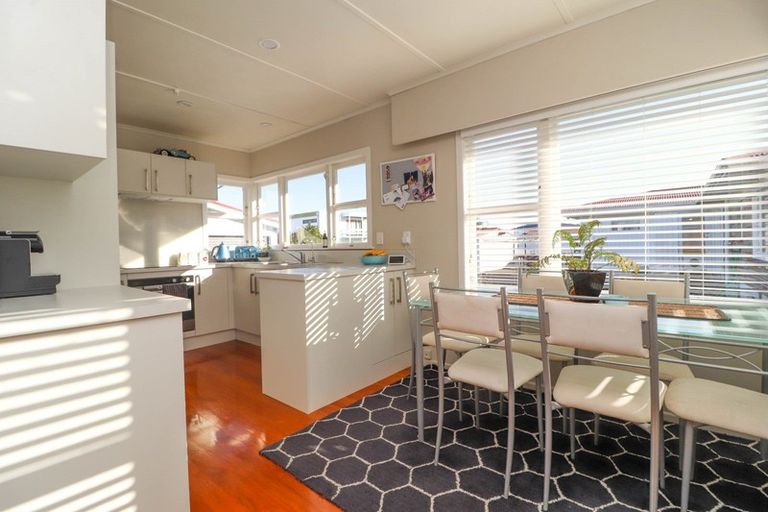 Photo of property in 203 Moanataiari Street, Thames, 3500