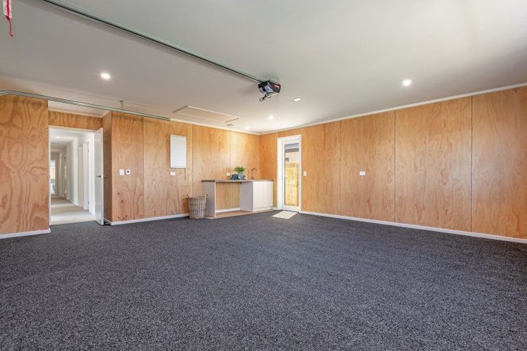 Photo of property in 1 Teitei Avenue, Feilding, 4702