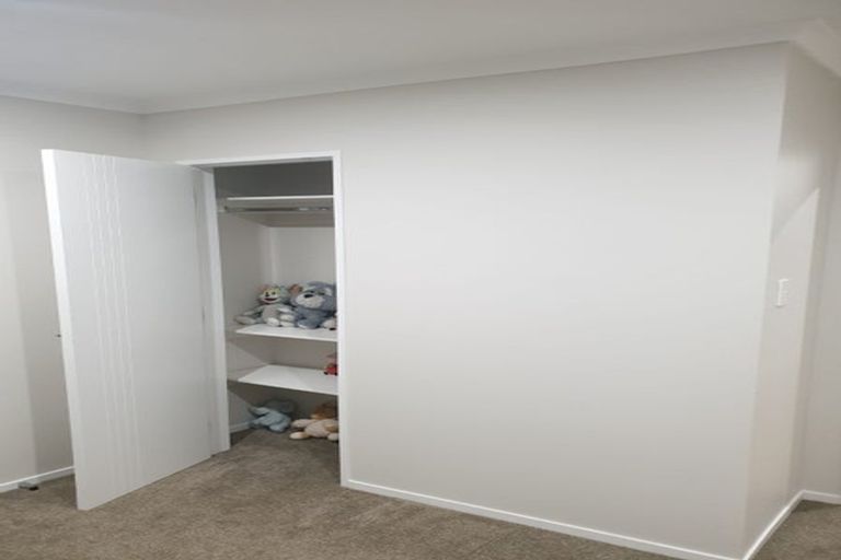 Photo of property in 32 Cooladawson Drive, Flat Bush, Auckland, 2019