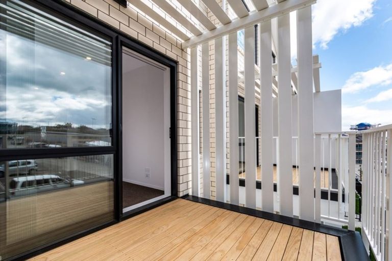 Photo of property in 43 Weir Crescent, Onerahi, Whangarei, 0110