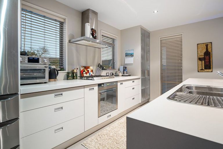 Photo of property in 15 Len Hale Place, Parklands, Christchurch, 8083