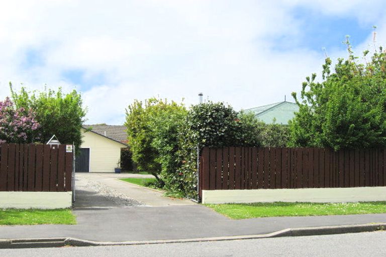 Photo of property in 6 Oram Place, Kaiapoi, 7630