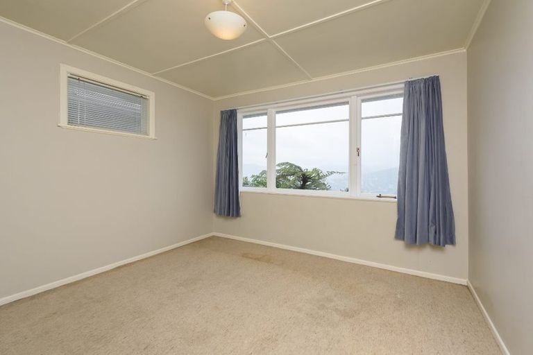 Photo of property in 29 Bedford Street, Northland, Wellington, 6012