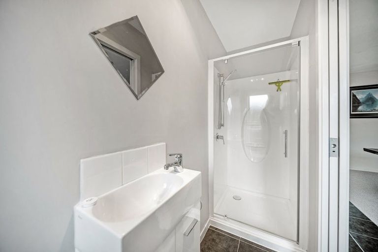 Photo of property in 34 Breaksea Street, Te Anau, 9600