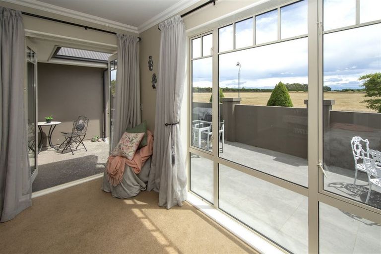 Photo of property in 36 Globe Bay Drive, Templeton, Christchurch, 8042