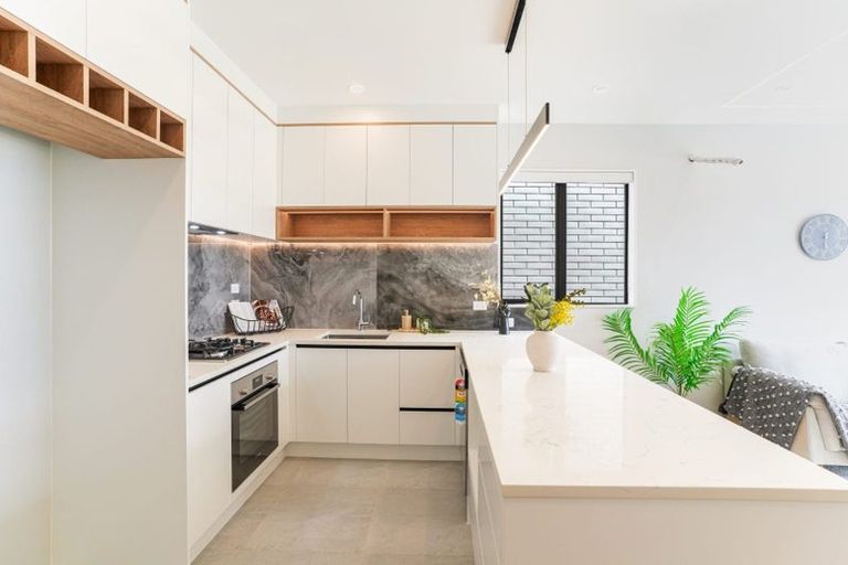 Photo of property in 61 Puwha Street, Massey, Auckland, 0614