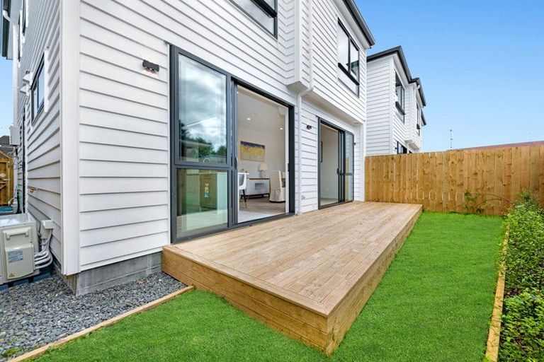 Photo of property in 23b Studfall Street, Pakuranga Heights, Auckland, 2010