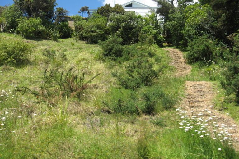 Photo of property in 3 Bush Point Road, Cable Bay, 0420