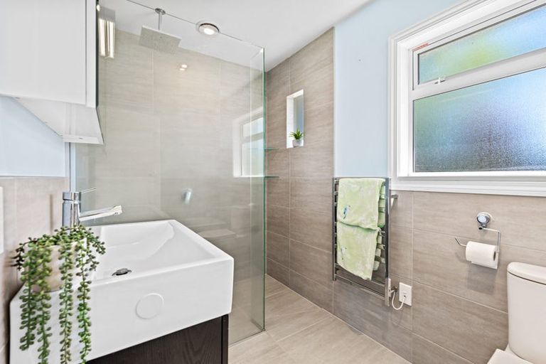 Photo of property in 20 Commins Road, Onerahi, Whangarei, 0110