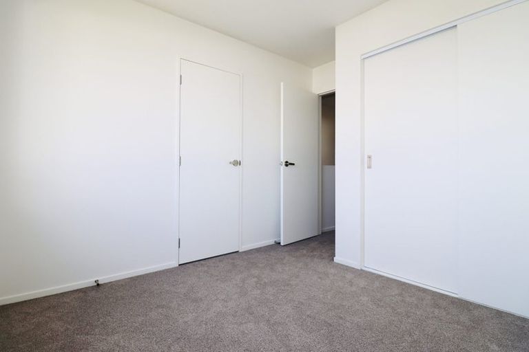 Photo of property in 9 Heketara Place, Papakura, 2110