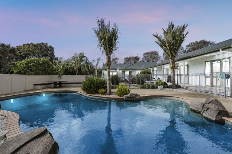 Photo of property in 484 Corbett Road, Lepperton, New Plymouth, 4373