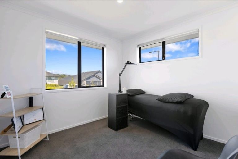 Photo of property in 18 Pioneer Crescent, Omokoroa, 3114