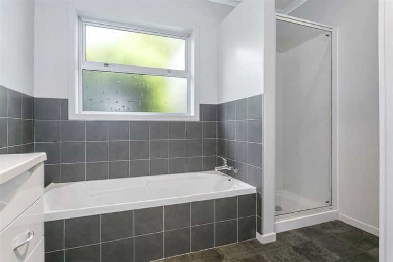 Photo of property in 36 Richmond Street, Cambridge, 3434