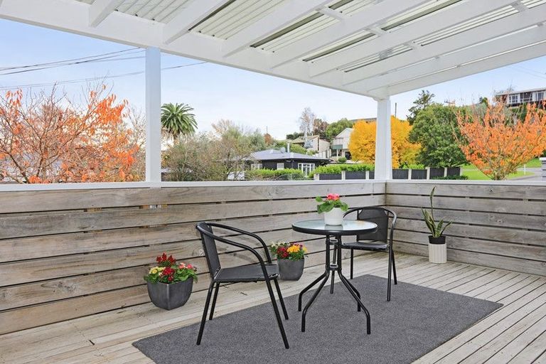Photo of property in 1b Reynolds Road, Havelock North, 4130