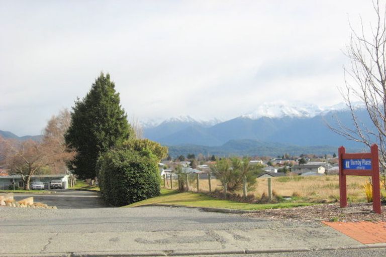 Photo of property in 4 Burnby Place, Te Anau, 9679