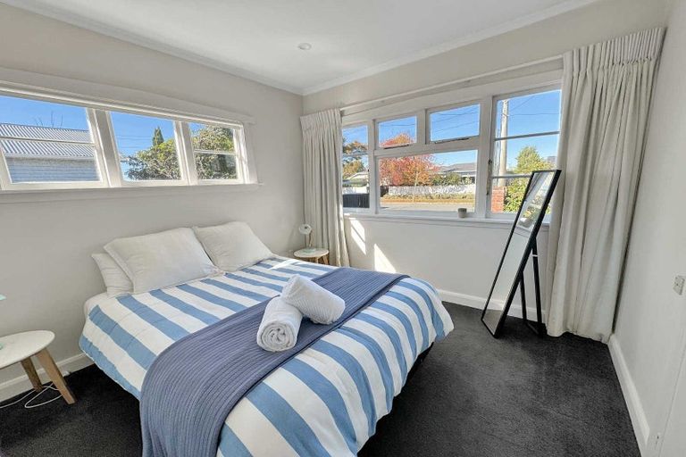 Photo of property in 155 Weston Road, St Albans, Christchurch, 8052