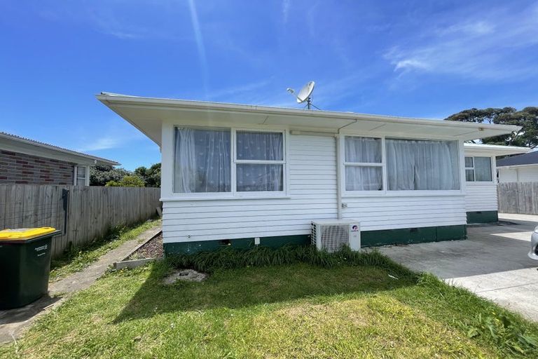 Photo of property in 32 Edinburgh Avenue, Rosehill, Papakura, 2113