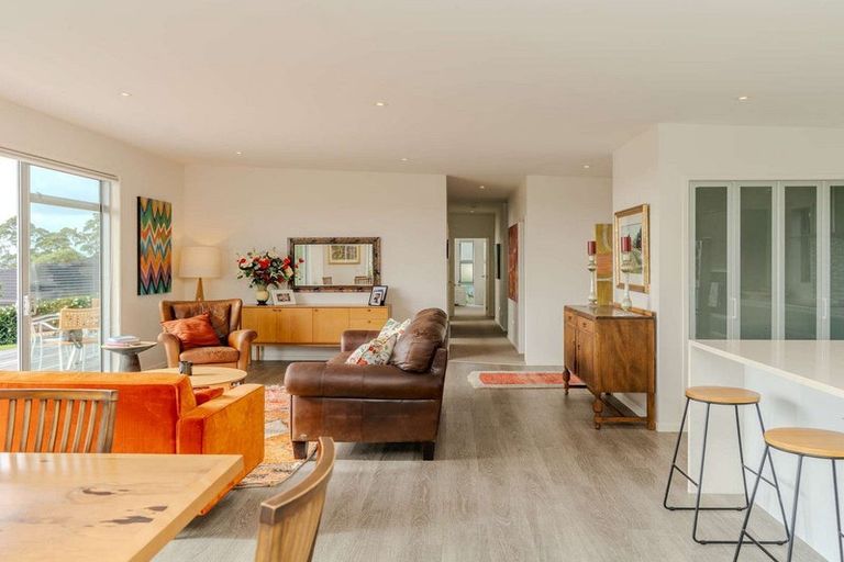 Photo of property in 18 Greenway Drive, Kerikeri, 0230
